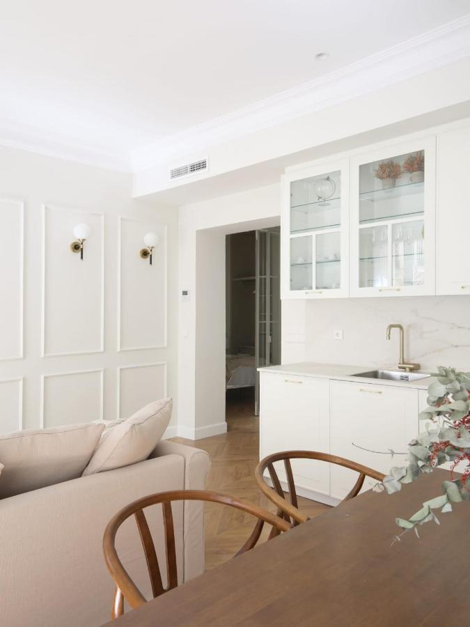 Deluxe Apartment Near Gran Via Мадрид Екстериор снимка