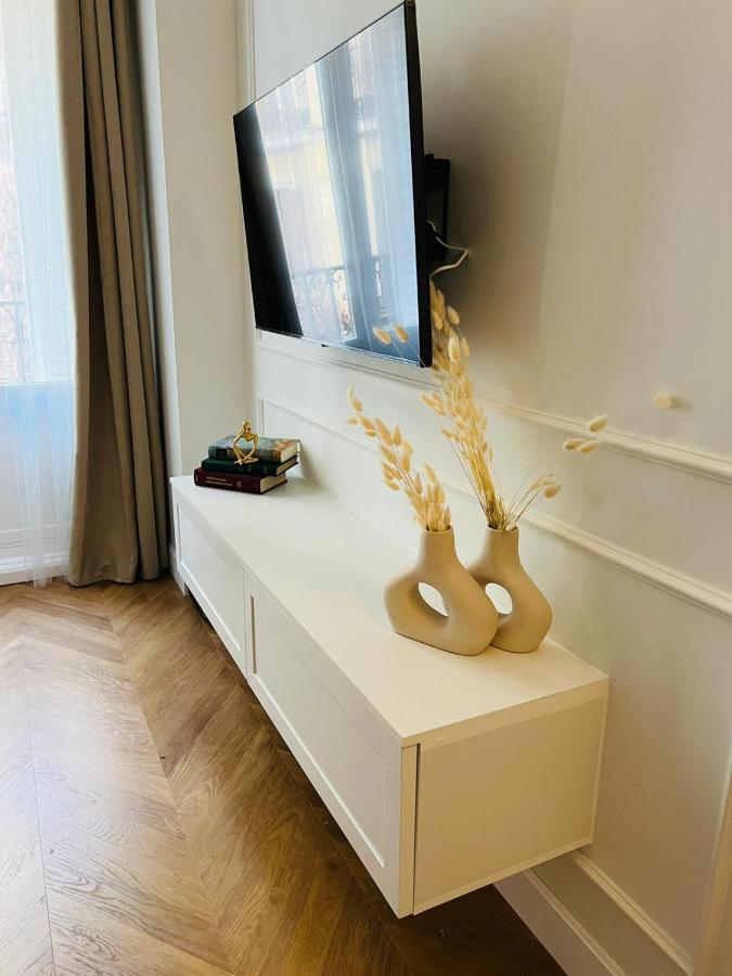 Deluxe Apartment Near Gran Via Мадрид Екстериор снимка